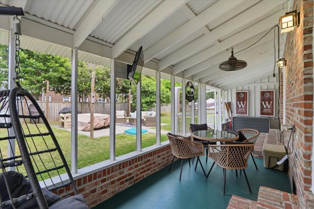 2388 Erskine Avenue, Charleston, SC 29414