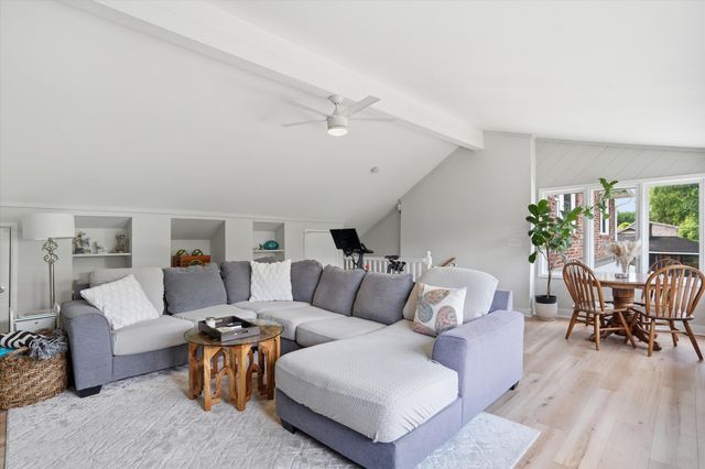 2388 Erskine Avenue, Charleston, SC 29414