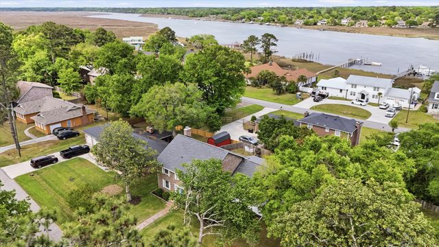 2388 Erskine Avenue, Charleston, SC 29414