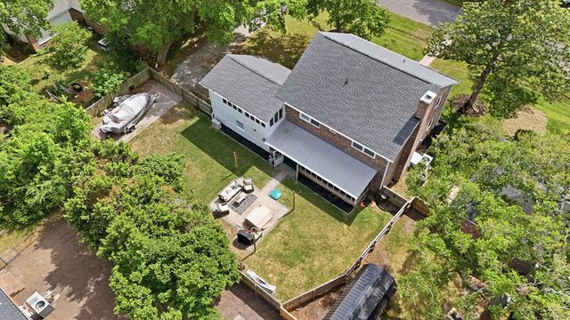 2388 Erskine Avenue, Charleston, SC 29414