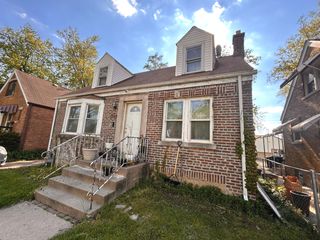 618 Emerald Avenue, Chicago Heights, IL 60411