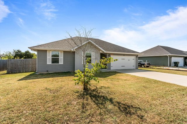 530 Ashley Street, Republic, MO 65738