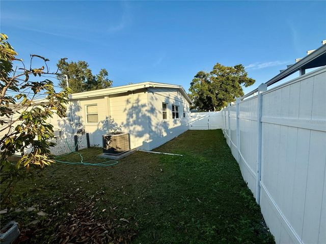 4916 ELDORADO DRIVE, Tampa, FL 33615