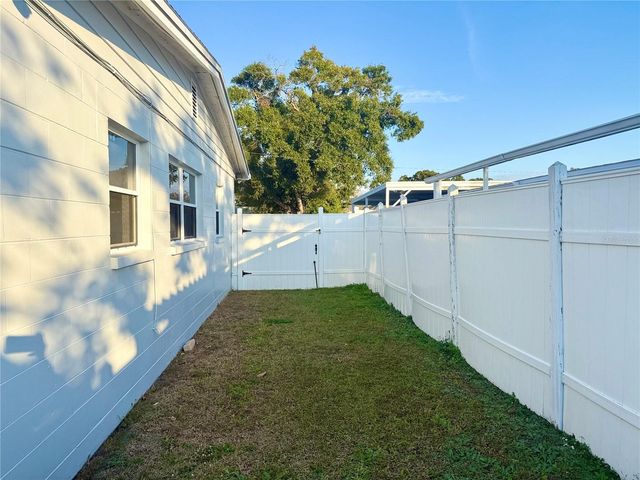 4916 ELDORADO DRIVE, Tampa, FL 33615