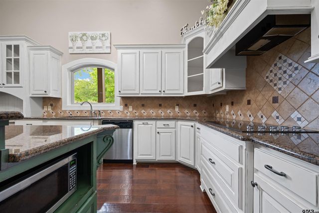 205 CR 1133, Kilgore, TX 75662