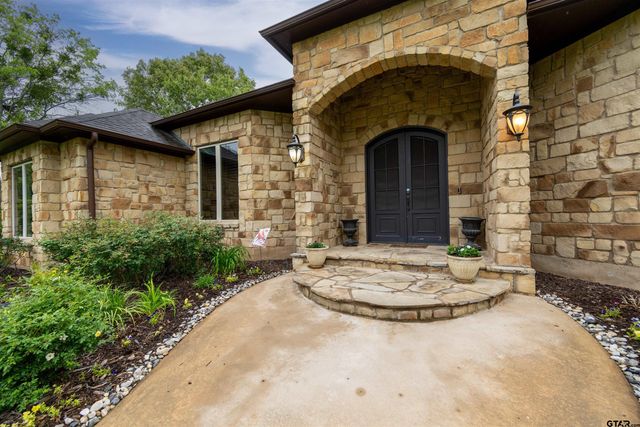 205 CR 1133, Kilgore, TX 75662