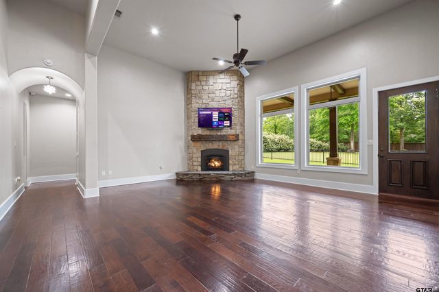 205 CR 1133, Kilgore, TX 75662