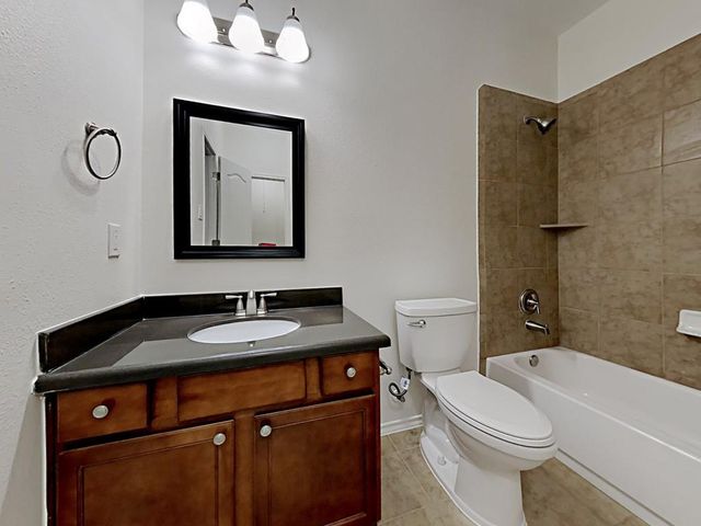 10006 Blissfull Valley Lane, Tomball, TX 77375