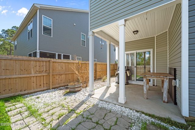 2031 Folkstone Woods Lane, Holly Ridge, NC 28445