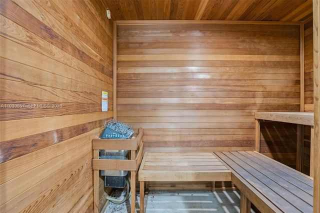 6580 Indian Creek Dr 304, Miami Beach, FL 33141