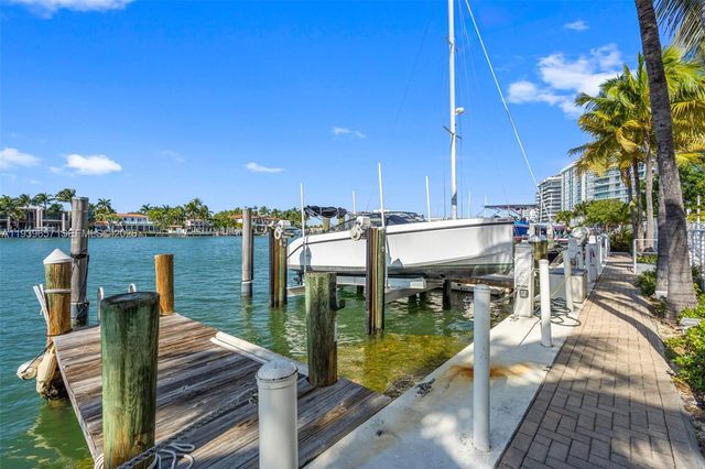 6580 Indian Creek Dr 304, Miami Beach, FL 33141