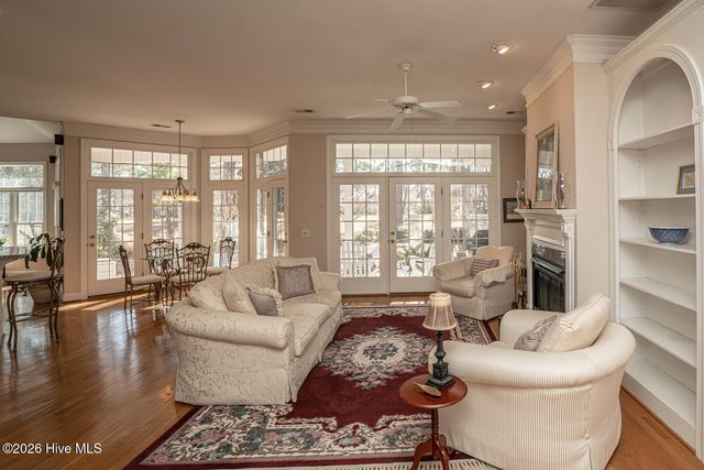 523 Candlewick Lane SW, Ocean Isle Beach, NC 28469