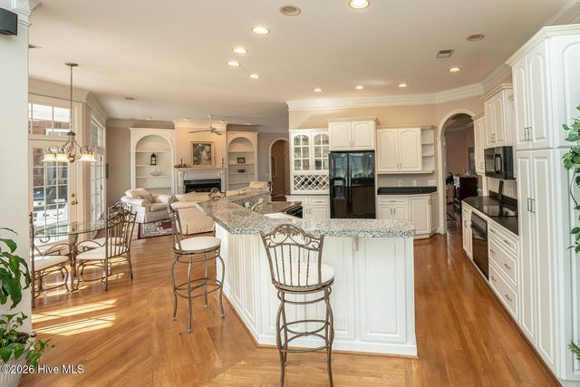 523 Candlewick Lane SW, Ocean Isle Beach, NC 28469