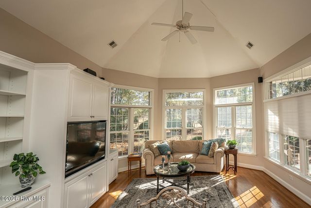 523 Candlewick Lane SW, Ocean Isle Beach, NC 28469