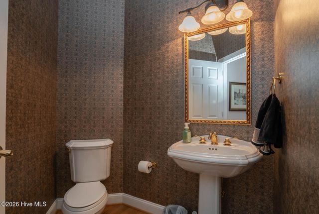 523 Candlewick Lane SW, Ocean Isle Beach, NC 28469