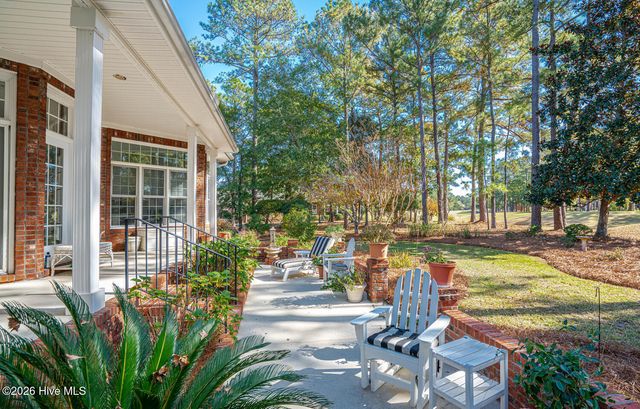 523 Candlewick Lane SW, Ocean Isle Beach, NC 28469