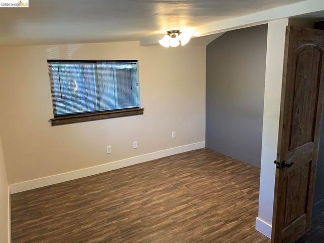 208 Circuit DR, Roseville, CA 95678