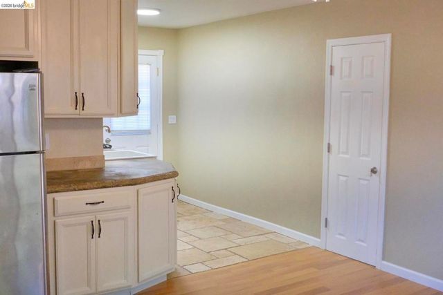 208 Circuit DR, Roseville, CA 95678