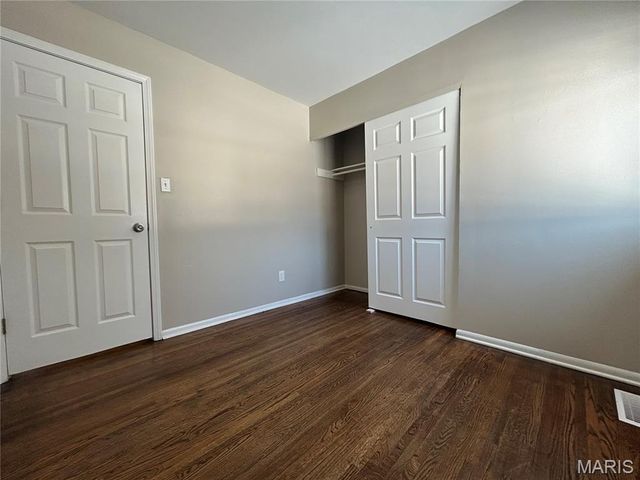 5319 Grove Avenue, St Louis, MO 63135