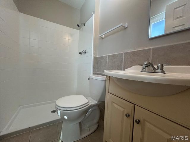5319 Grove Avenue, St Louis, MO 63135