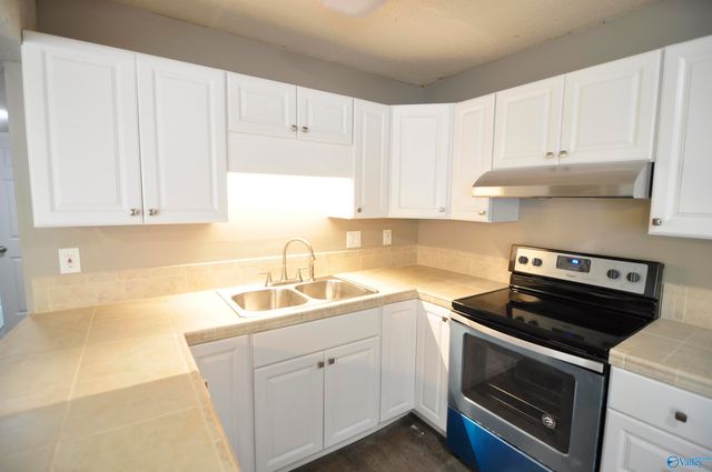 12104 Carriage Court A, Huntsville, AL 35803