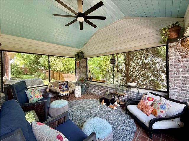 250 Sunset Avenue NW, Atlanta, GA 30314