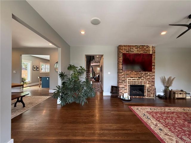 250 Sunset Avenue NW, Atlanta, GA 30314