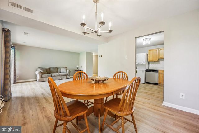 18910 SMOOTHSTONE WAY #1, Montgomery Village, MD 20886