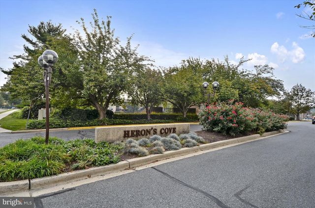 18910 SMOOTHSTONE WAY #1, Montgomery Village, MD 20886