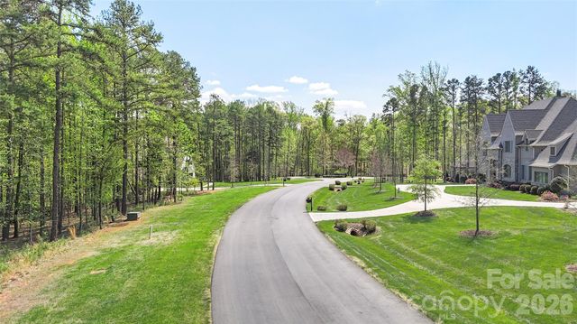 6140 Volte Drive, Charlotte, NC 28227