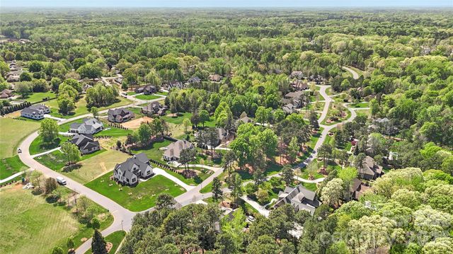 6140 Volte Drive, Charlotte, NC 28227