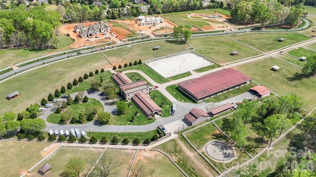 6140 Volte Drive, Charlotte, NC 28227