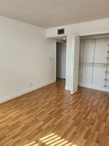 16251 Golf Club Road 212, Weston, FL 33326