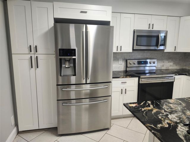 16251 Golf Club Road 212, Weston, FL 33326