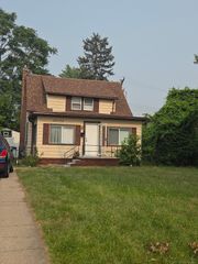 26786 barrington Street, Madison Heights, MI 48071