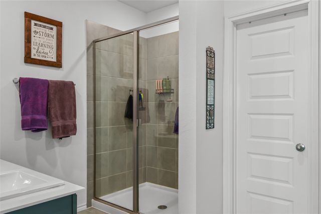 808 Jaguar Ridge, Godley, TX 76044