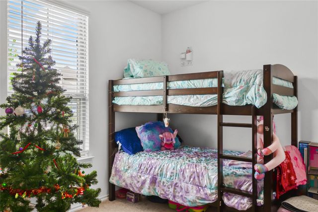 808 Jaguar Ridge, Godley, TX 76044