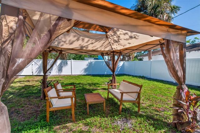 711 19TH AVENUE S, St Petersburg, FL 33705