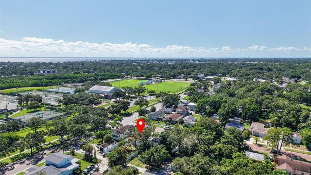 711 19TH AVENUE S, St Petersburg, FL 33705
