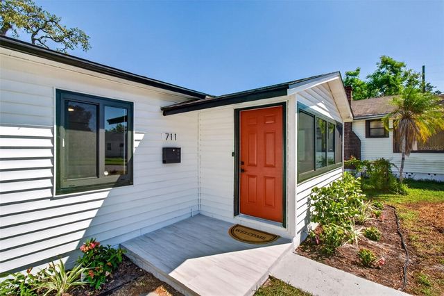 711 19TH AVENUE S, St Petersburg, FL 33705