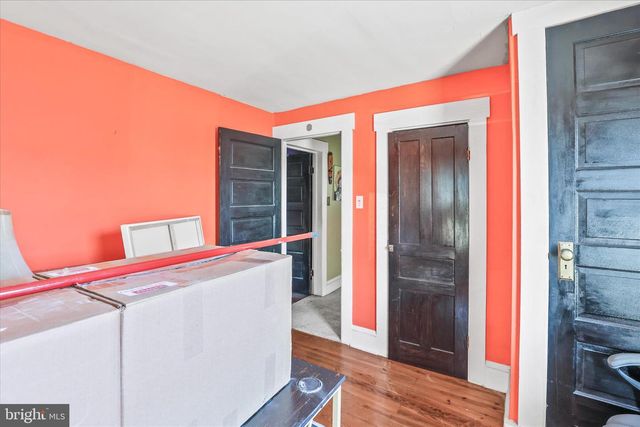 4 S PENN ST, Hanover, PA 17331