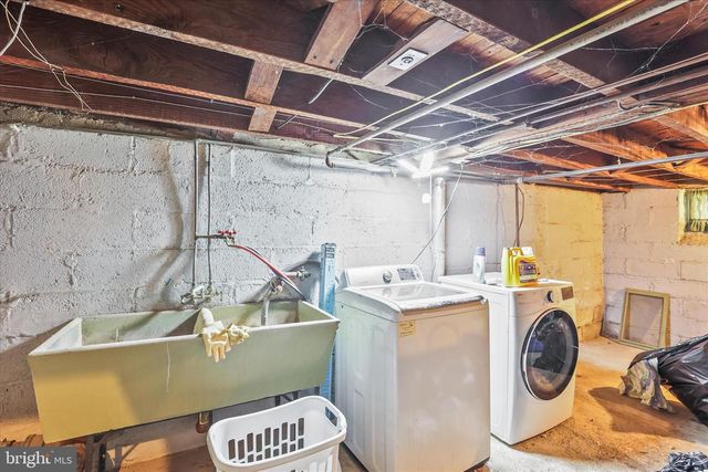 4 S PENN ST, Hanover, PA 17331