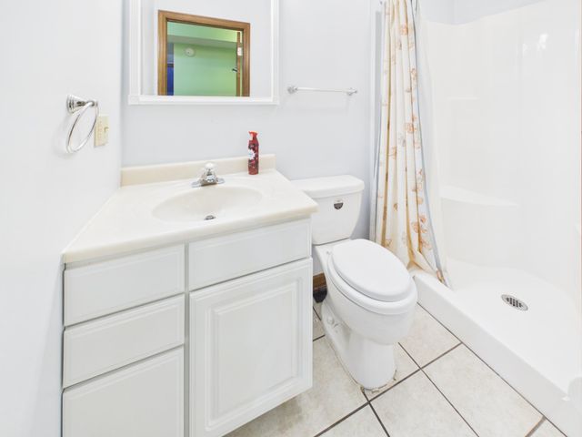 5233A Beechcrest Drive, Cross Lanes, WV 25313