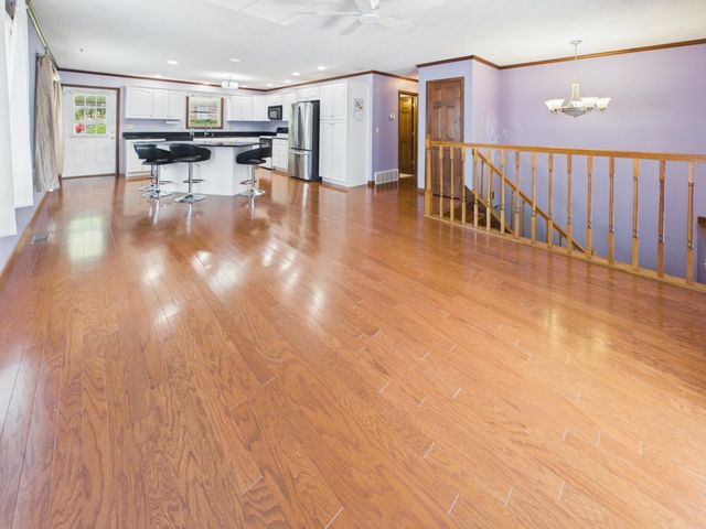 5233A Beechcrest Drive, Cross Lanes, WV 25313