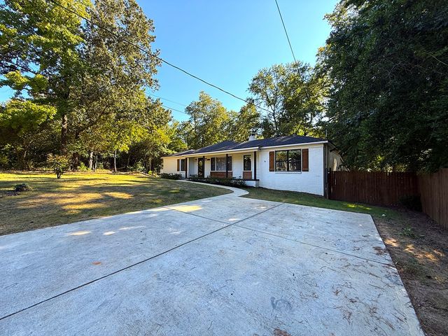 3401 Summerville Road, Phenix City, AL 36867