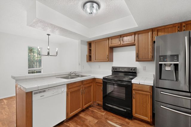 52 Calle San Blas NE, Albuquerque, NM 87109