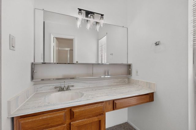 52 Calle San Blas NE, Albuquerque, NM 87109