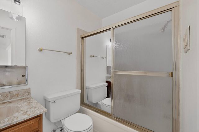 52 Calle San Blas NE, Albuquerque, NM 87109