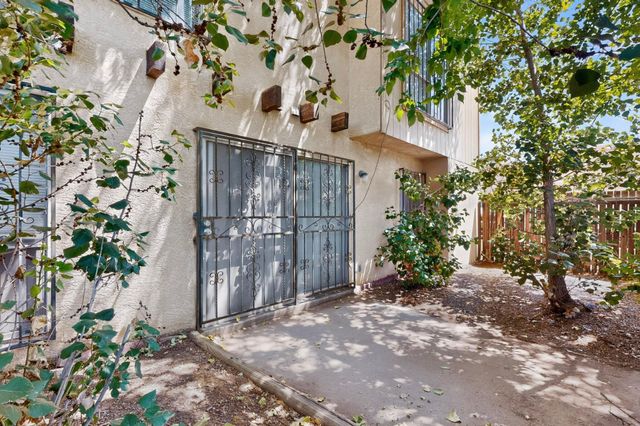 52 Calle San Blas NE, Albuquerque, NM 87109