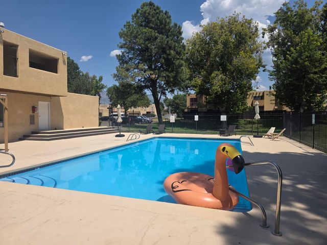 52 Calle San Blas NE, Albuquerque, NM 87109